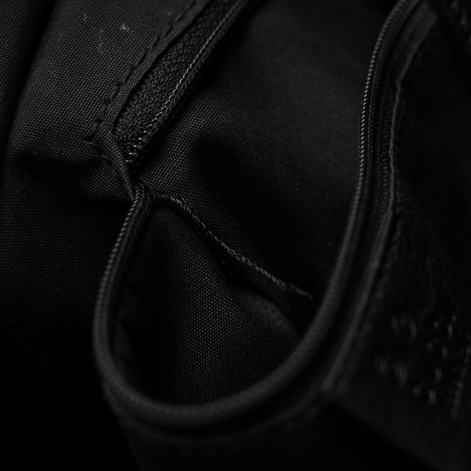 Gucci Horsebit Embossed Full Moon Tote Black 11 of 12