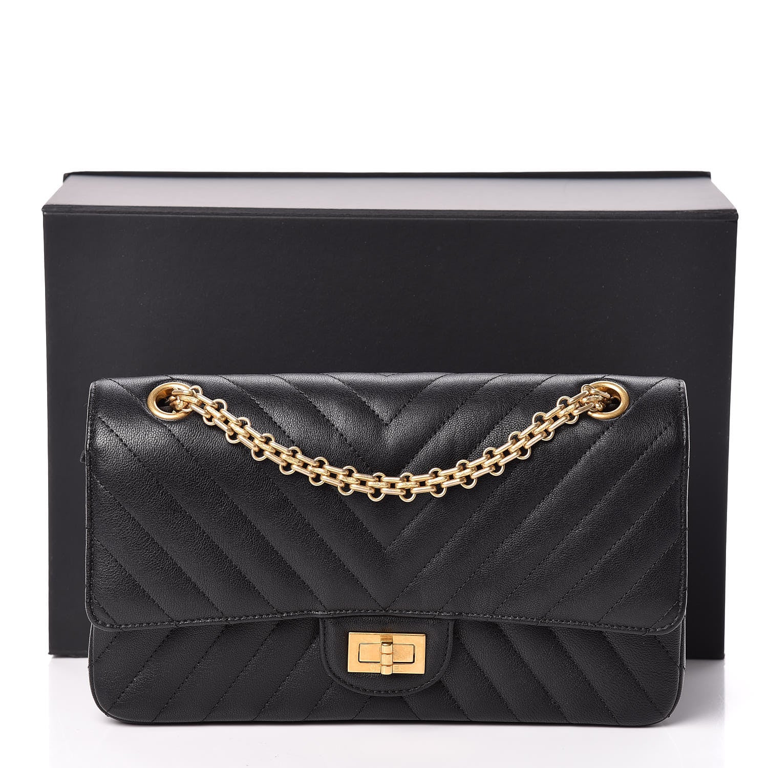 Chanel Sheepskin Chevron Quilted 2.55 Reissue 225 Flap Black 10 of 10
