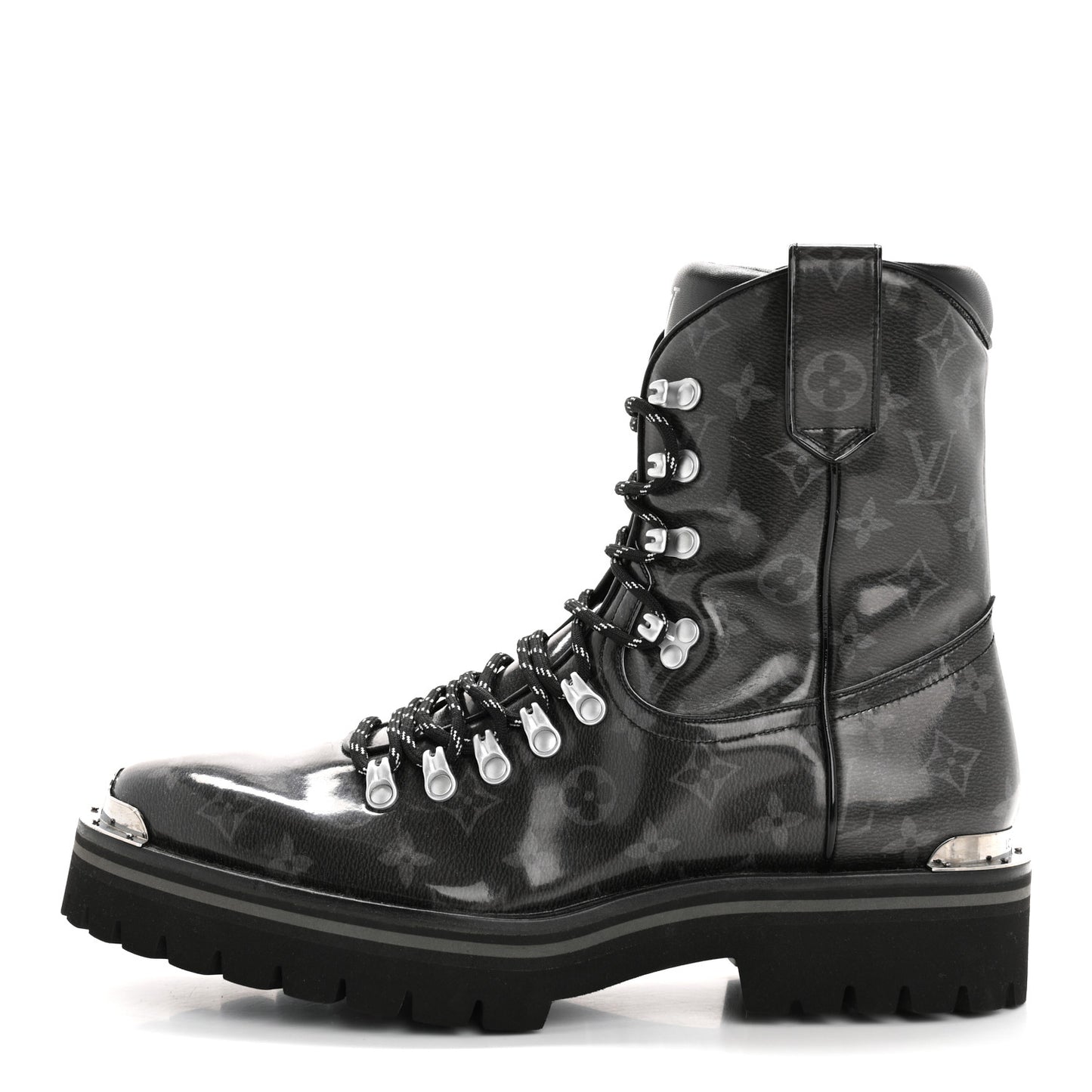 Monogram Eclipse Glaze Mens Outland Ankle Boots 9