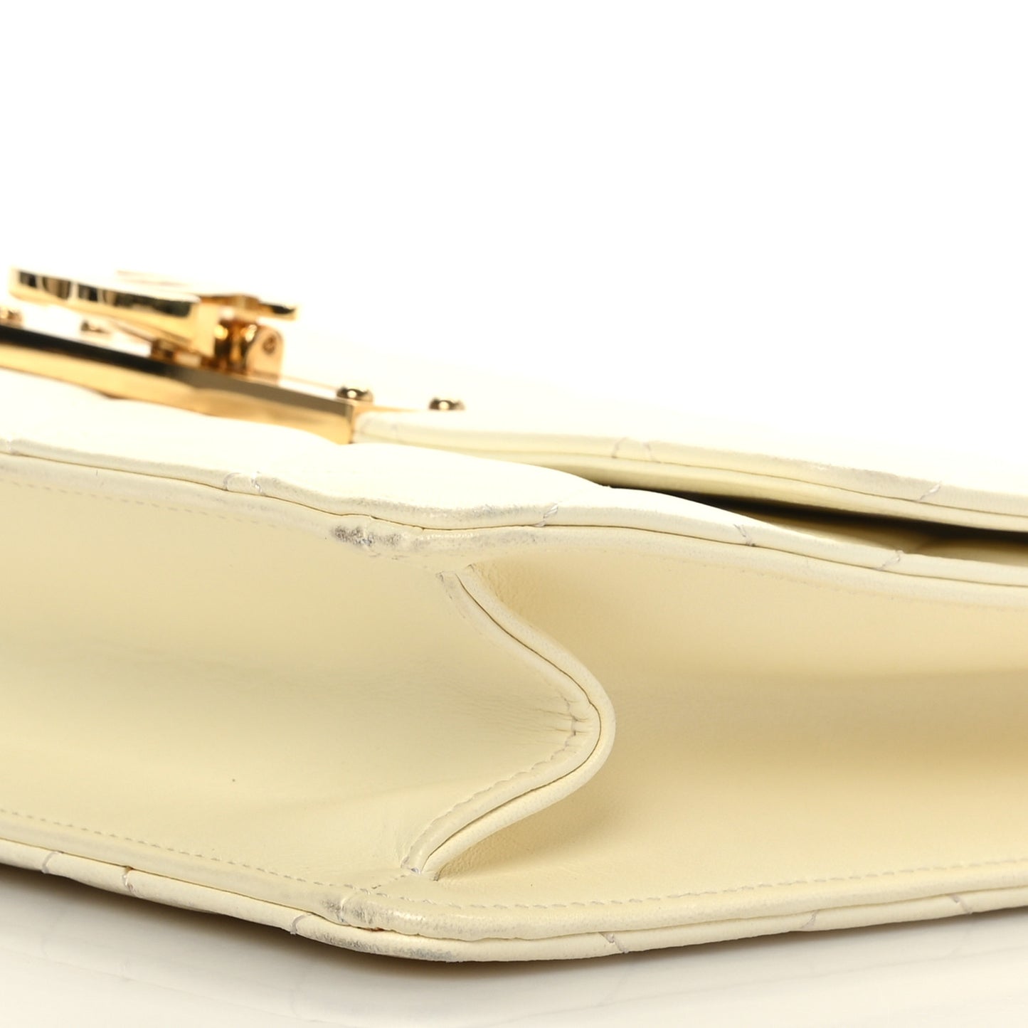 Lambskin Quilted Medium Golden Class Flap White