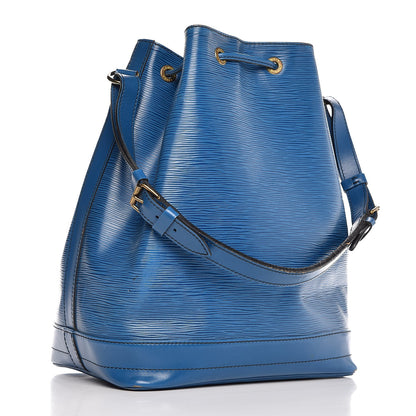 Louis Vuitton Epi Noe Toledo 3 of 17