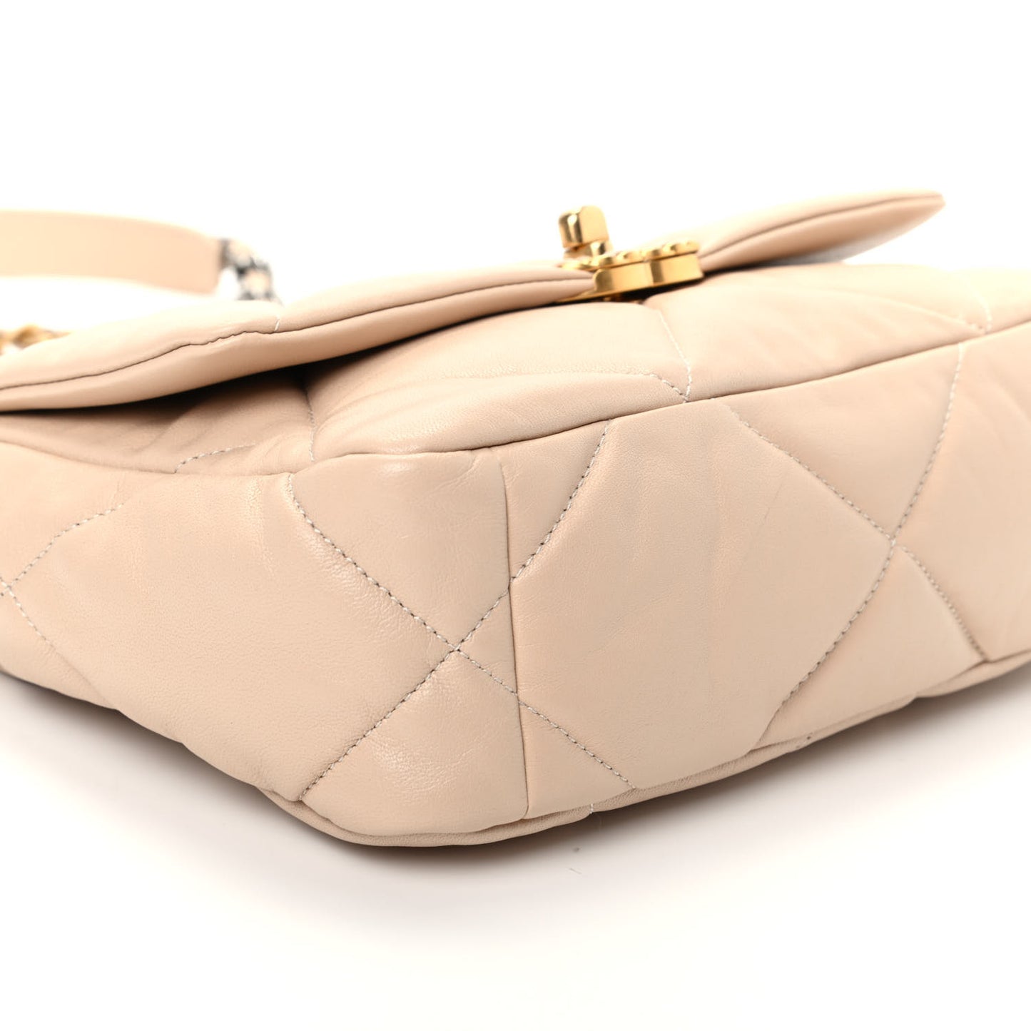 Lambskin Quilted Medium Chanel 19 Flap Beige