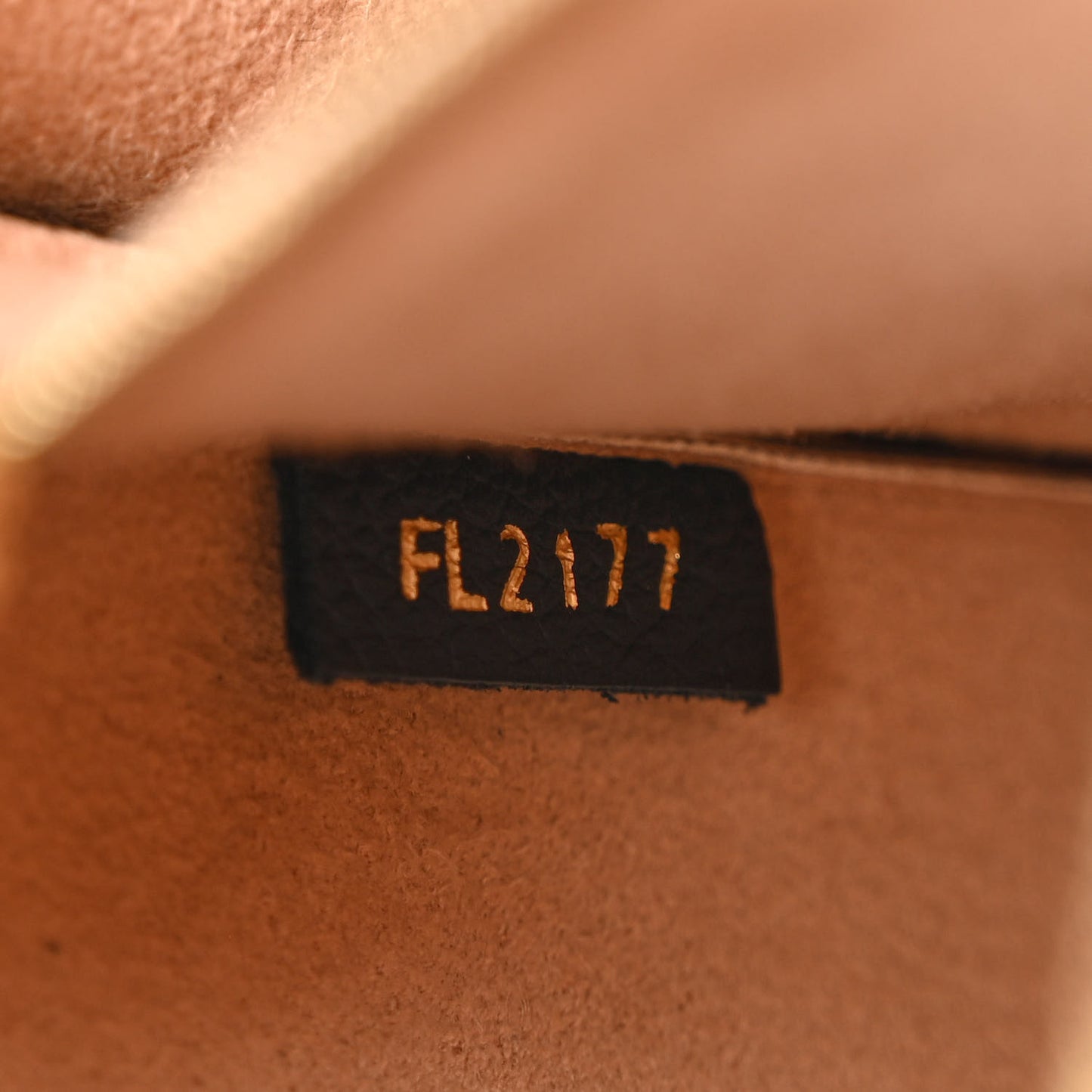 Monogram Flandrin Black