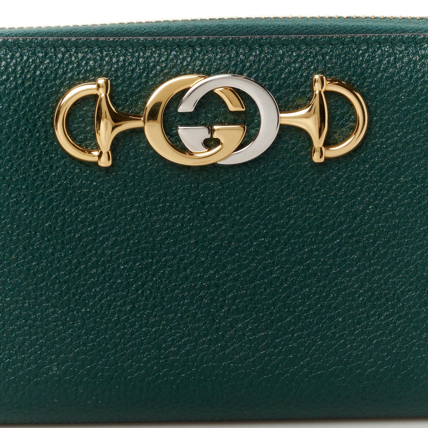 Grainy Calfskin Zumi Zip Around Wallet Vintage Green