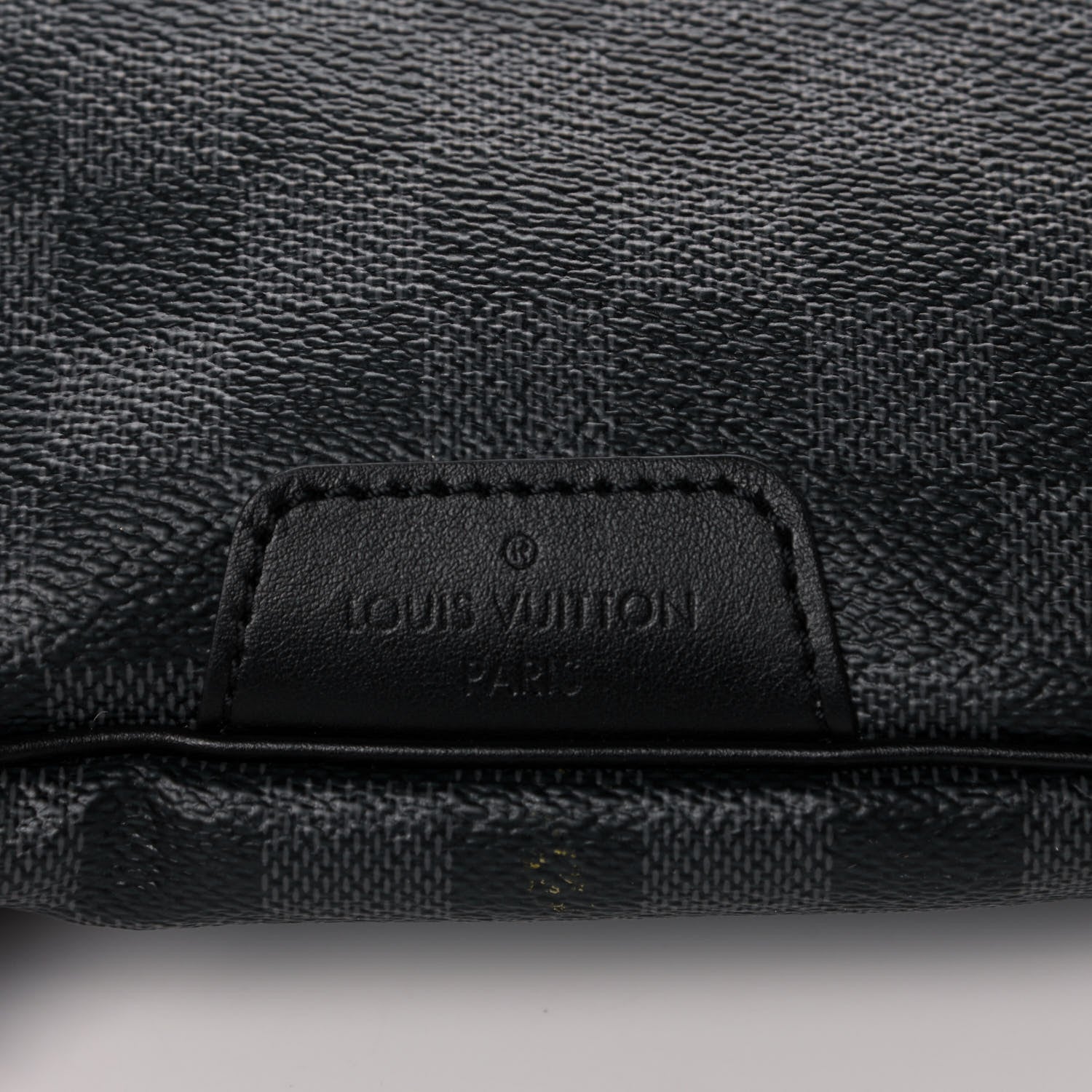 Louis Vuitton Damier Graphite Discovery Bumbag 7 of 10