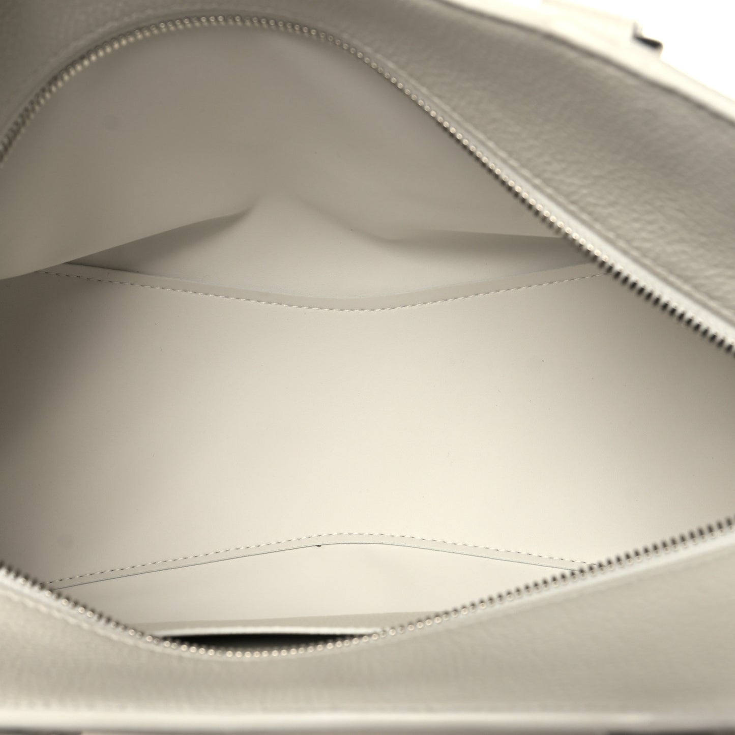 Grained Calfskin Neo Classic Silver Hardware S City White