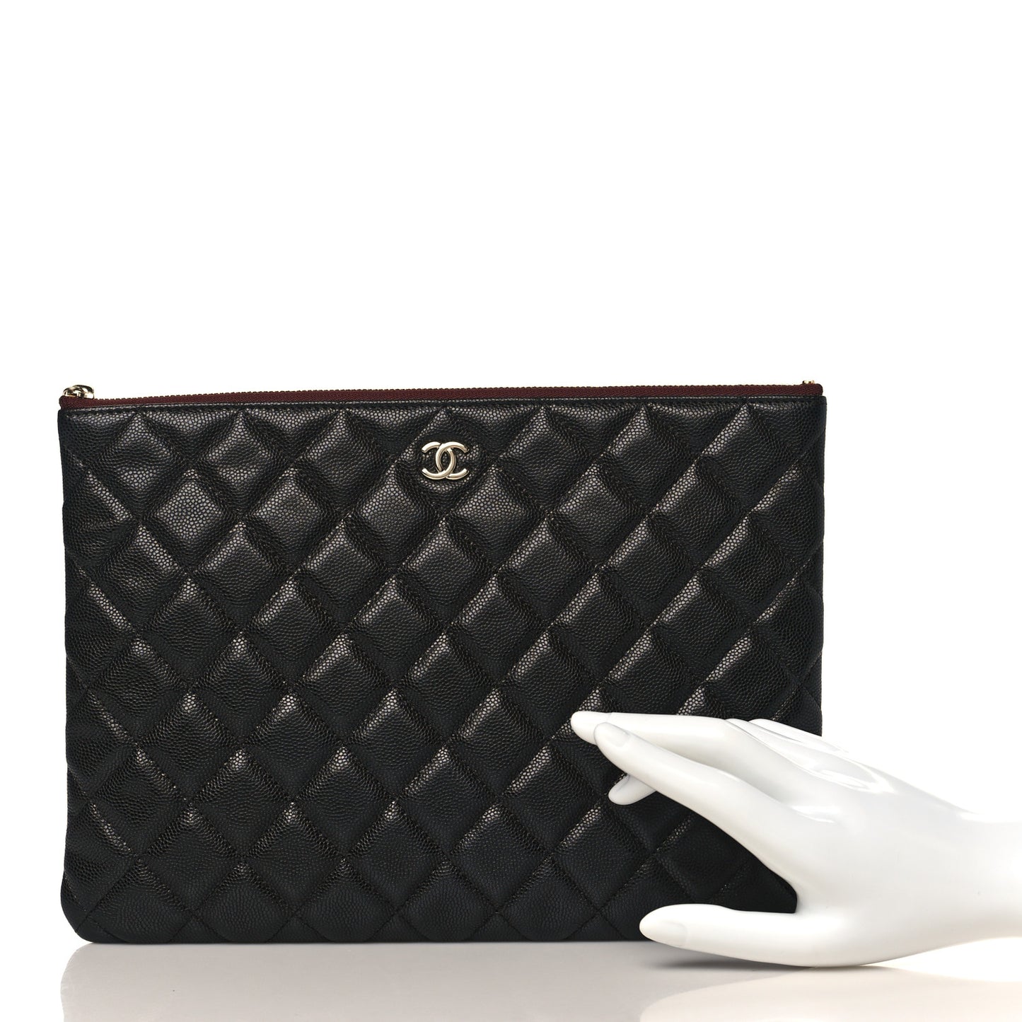 Caviar Quilted Medium Cosmetic Case Black