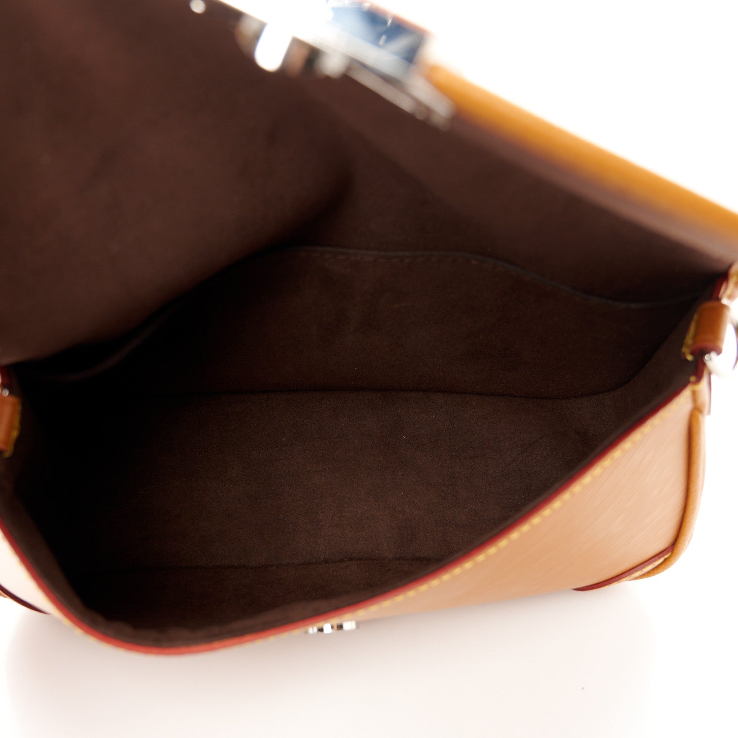 Louis Vuitton Epi Buci Crossbody Gold Honey 5 of 9