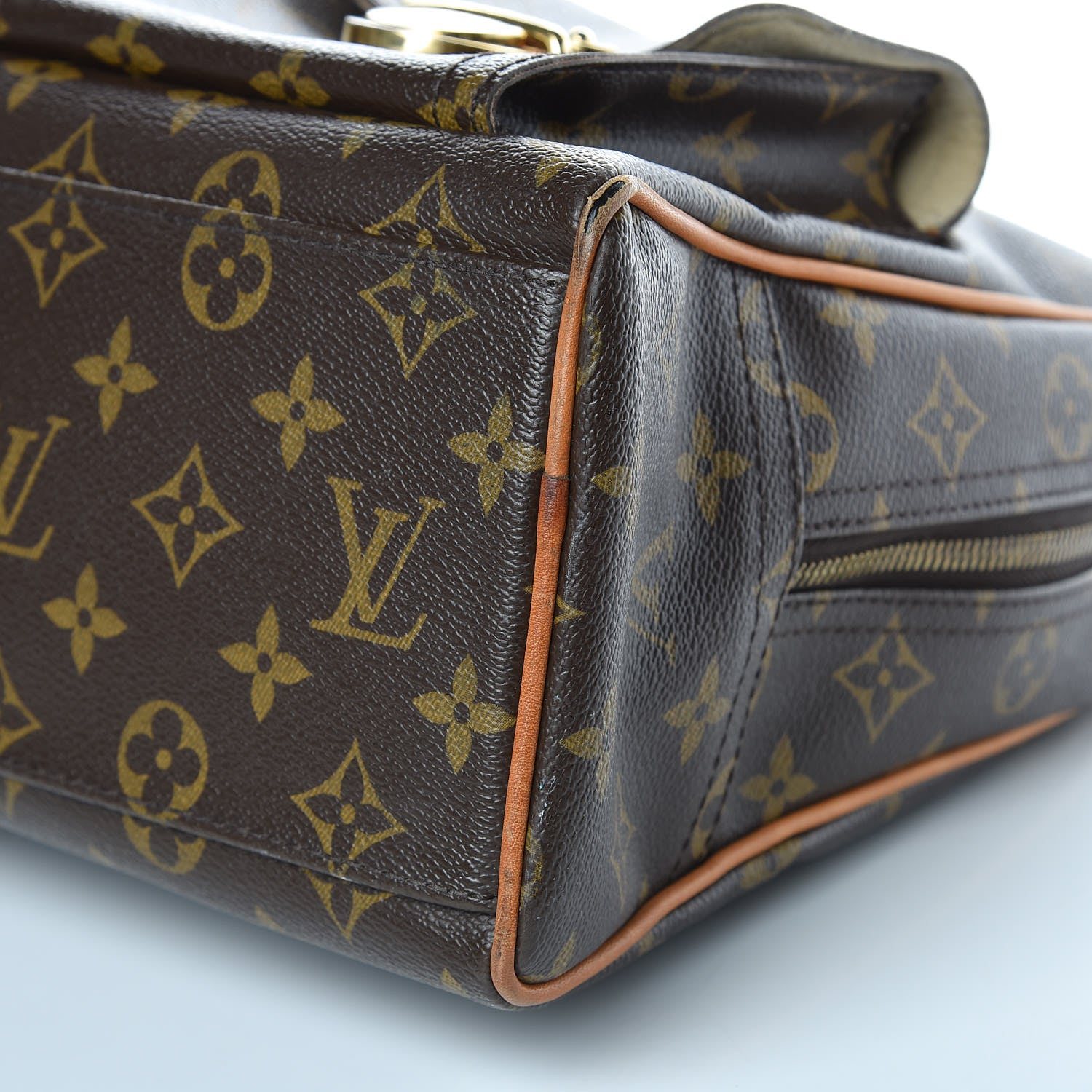 Louis Vuitton Monogram Manhattan GM 9 of 18
