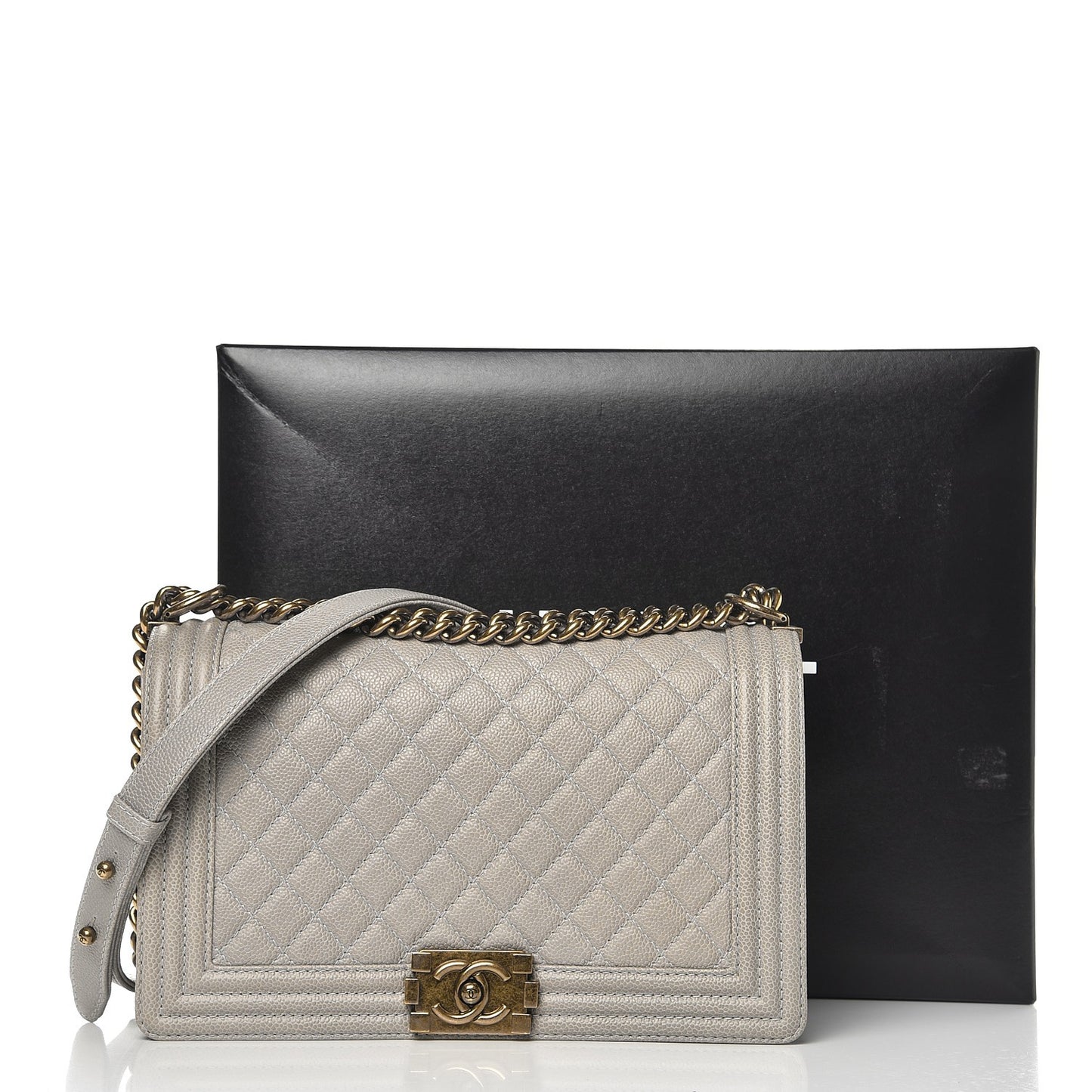 Caviar Quilted New Medium Boy Flap Light Grey