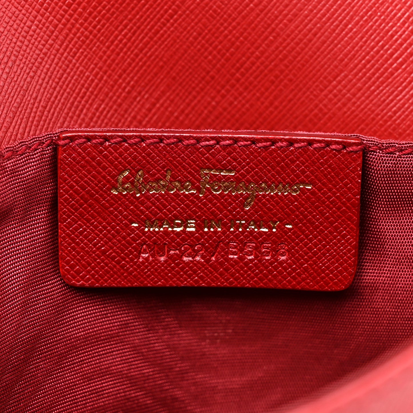 Hammered Calfskin Mini Miss Vara Bow Chain Bag Red