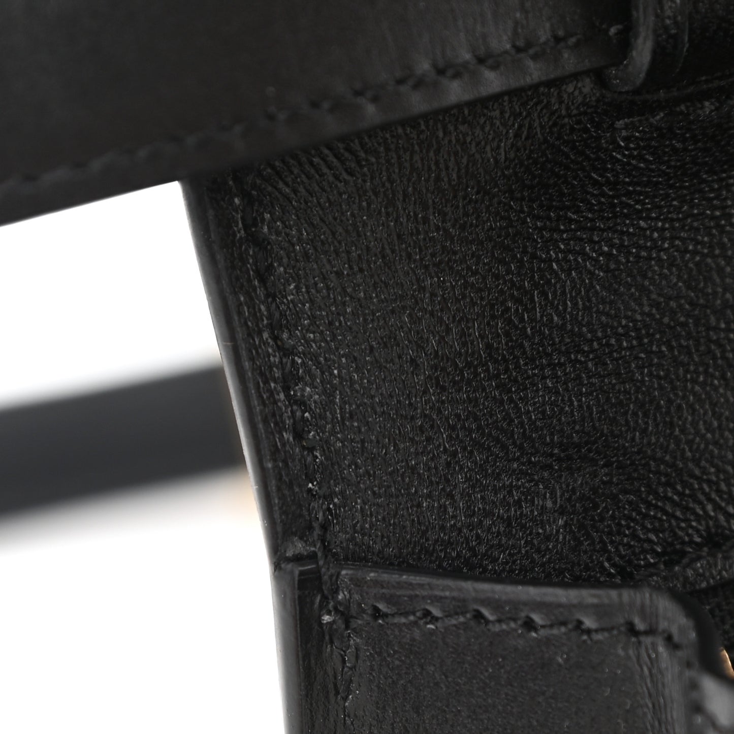 Box Calfskin Small Classic Box Flap Bag Black