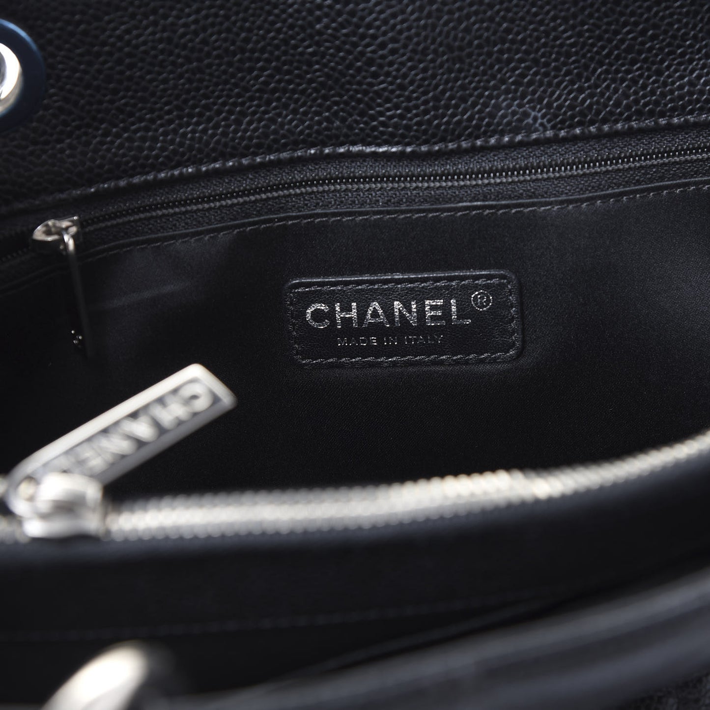 Caviar Quilted Grand Shopping Tote GST Black