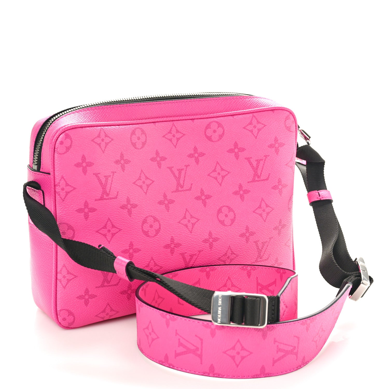 Louis Vuitton Taigarama Outdoor Messenger Fuchsia 3 of 9