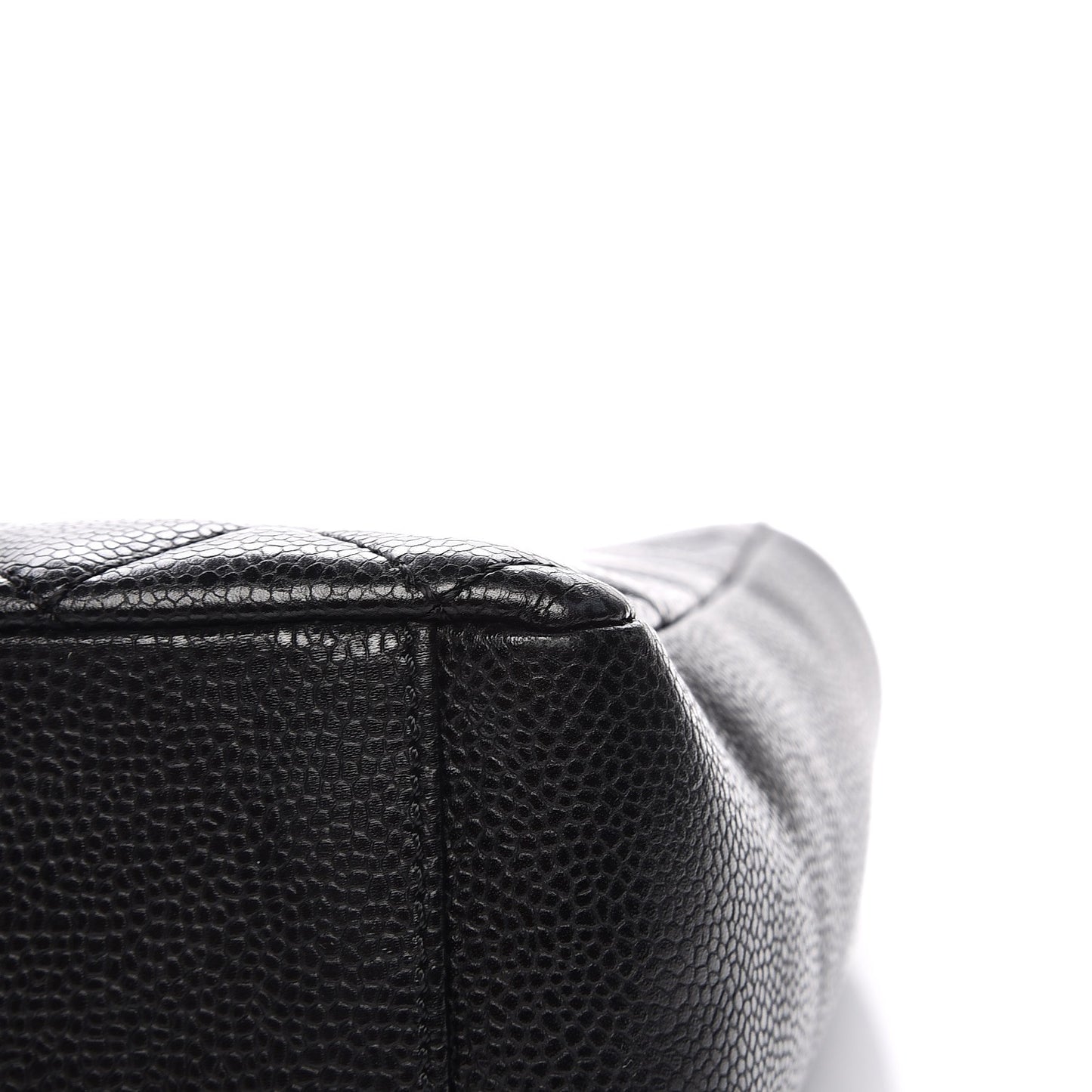 Caviar Quilted Petit Shopping Tote PST Black