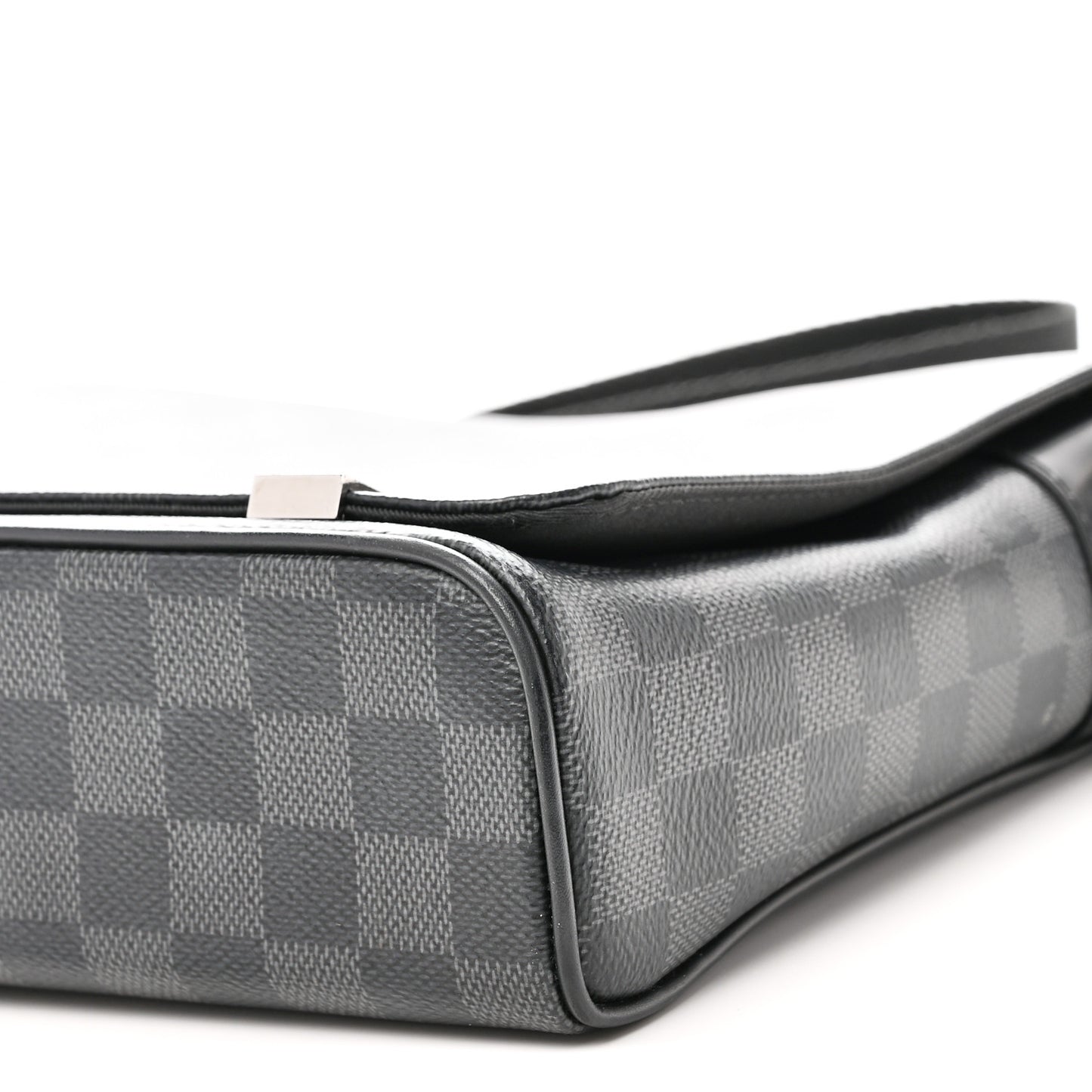 Damier Graphite District PM