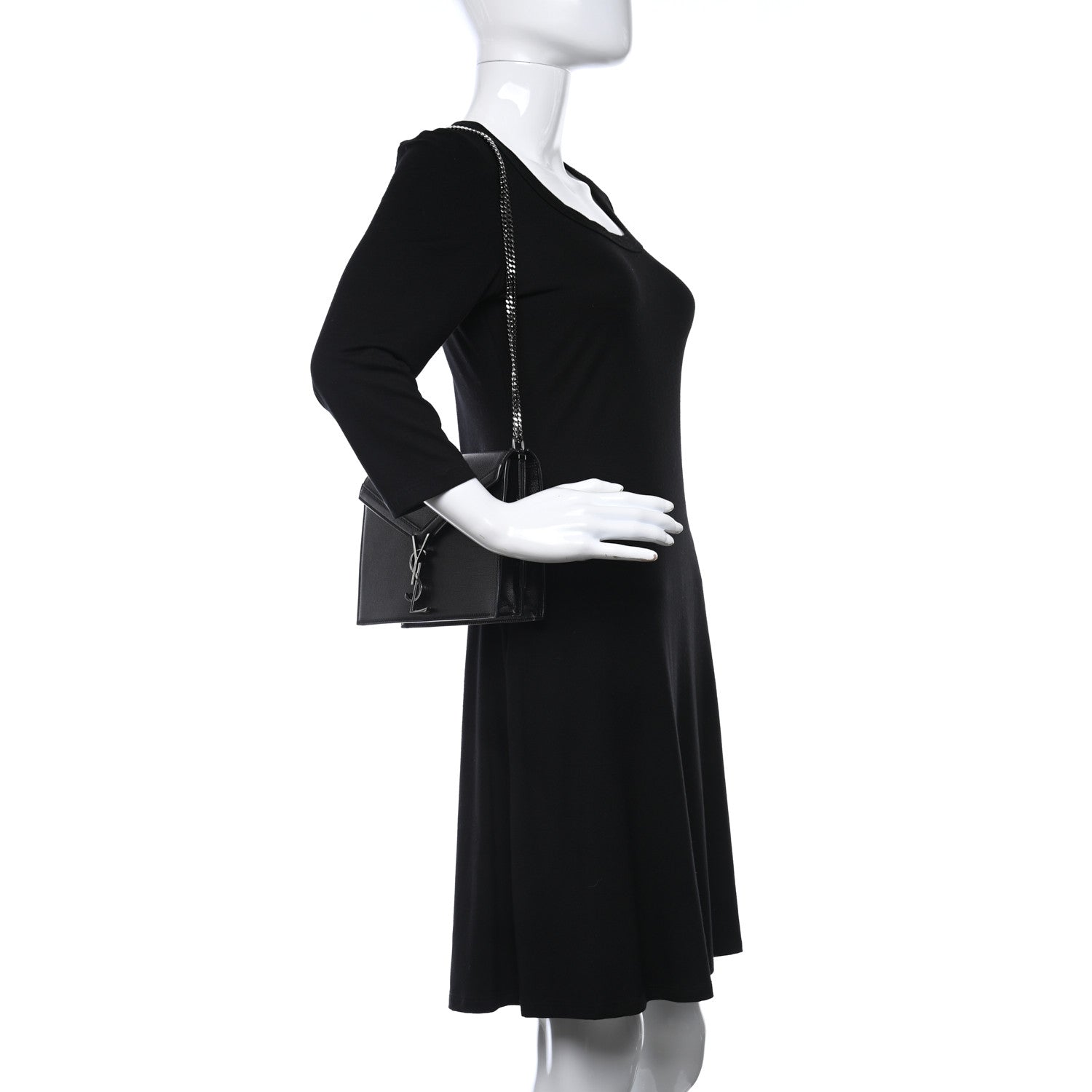 Saint Laurent Grain De Poudre Monogram Cassandra Clasp Bag Black Rouge Legion 2 of 10