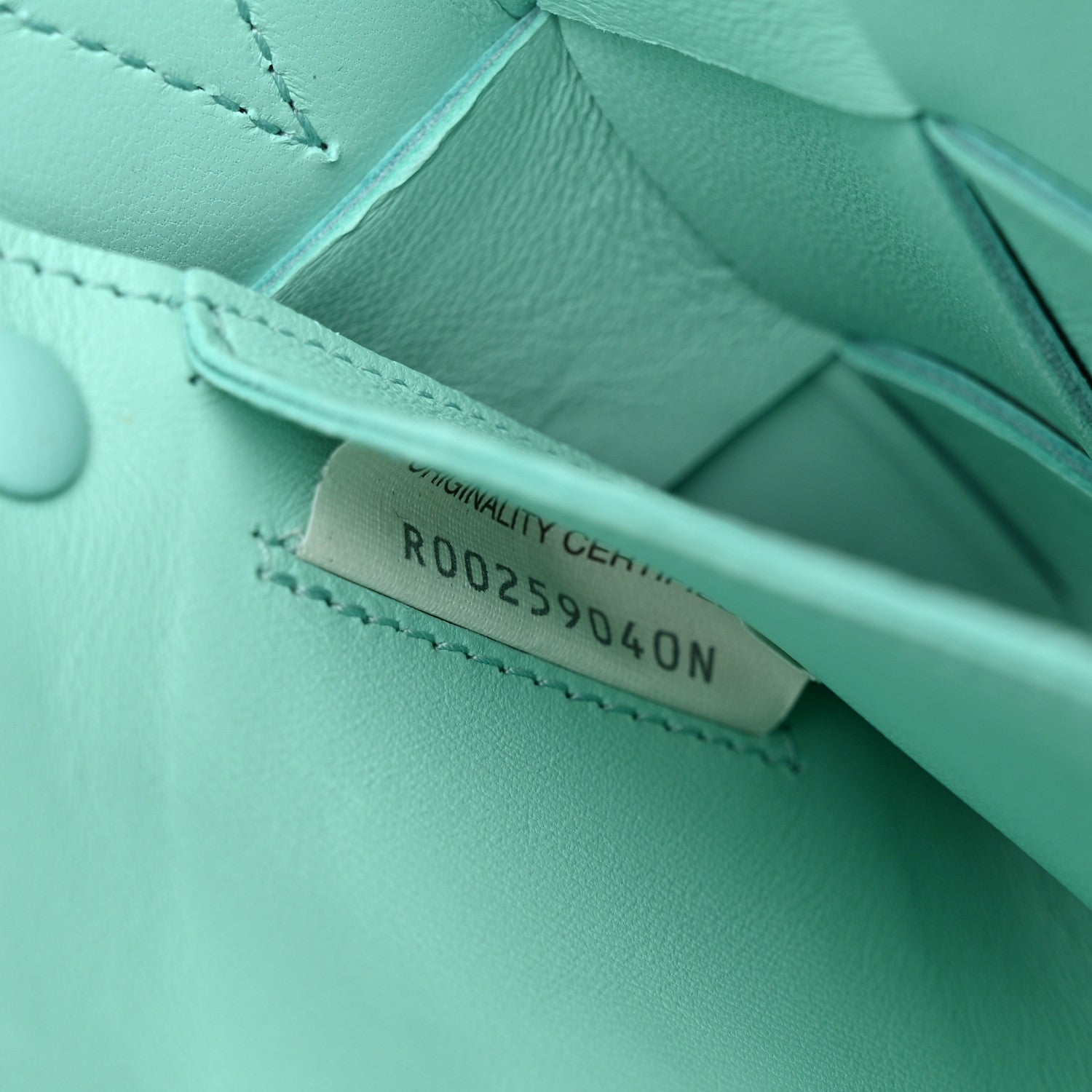 Bottega Veneta Lambskin Maxi Intrecciato Small Cassette Crossbody Bag Celadon 7 of 10