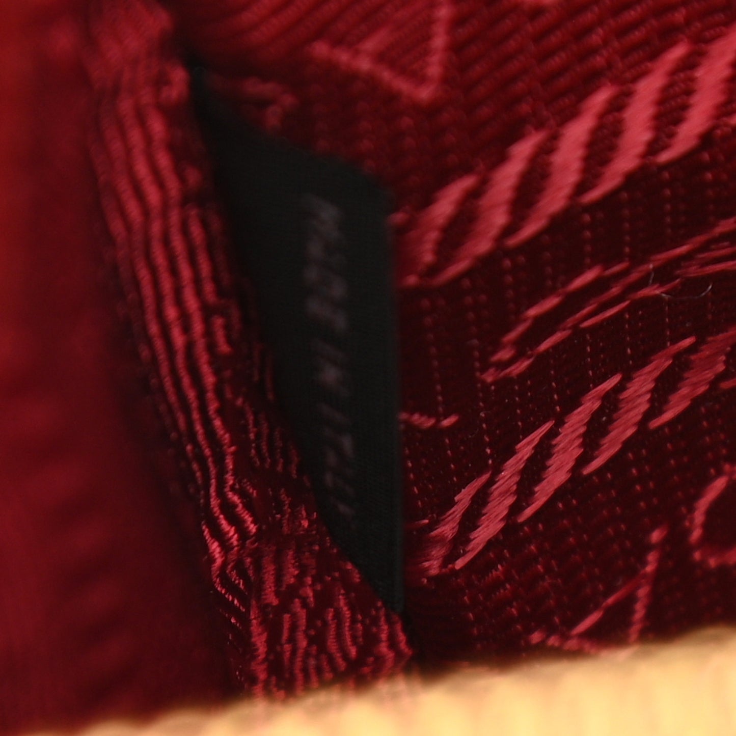 Saffiano Lux Micro Galleria Double Zip Tote Fuoco