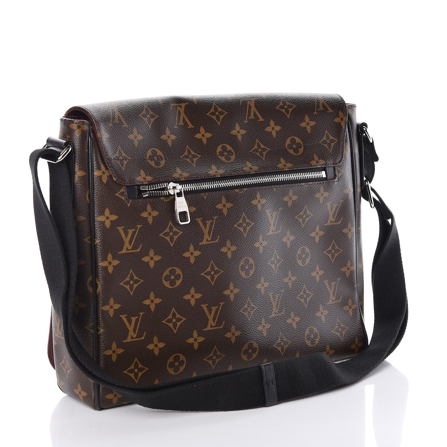 Monogram Macassar District MM