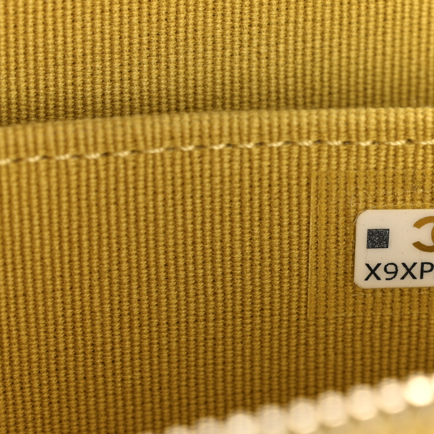 Chanel Caviar Quilted Zip Card Holder Yellow 7 of 9