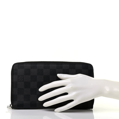 Louis Vuitton Damier Graphite Zippy Organizer Wallet 2 of 7
