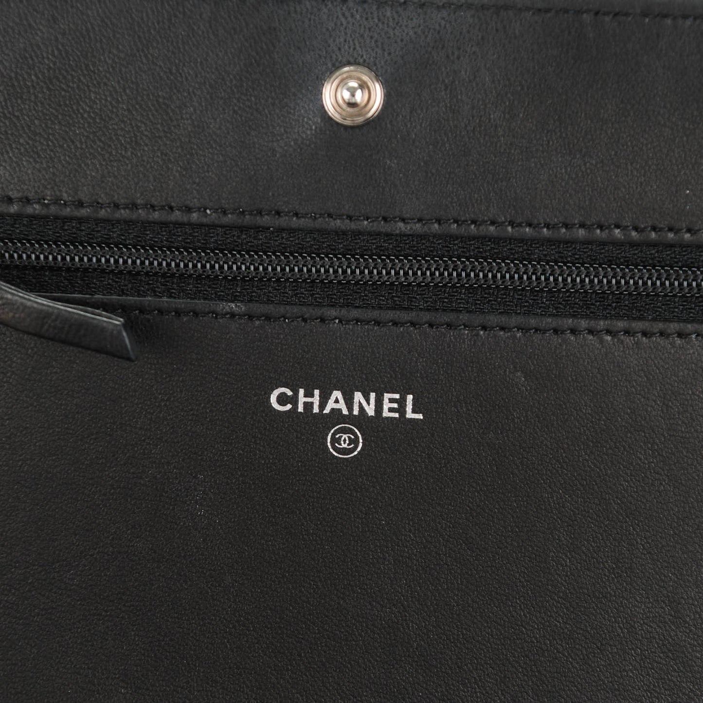 Lambskin Quilted Diamond CC Wallet On Chain WOC Black