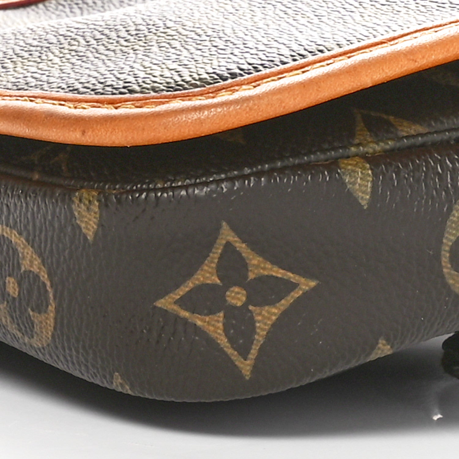 Louis Vuitton Monogram Bosphore Bum Bag 10 of 10