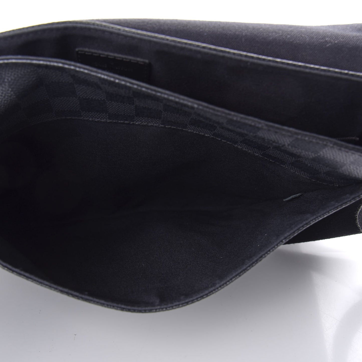 Damier Graphite District MM