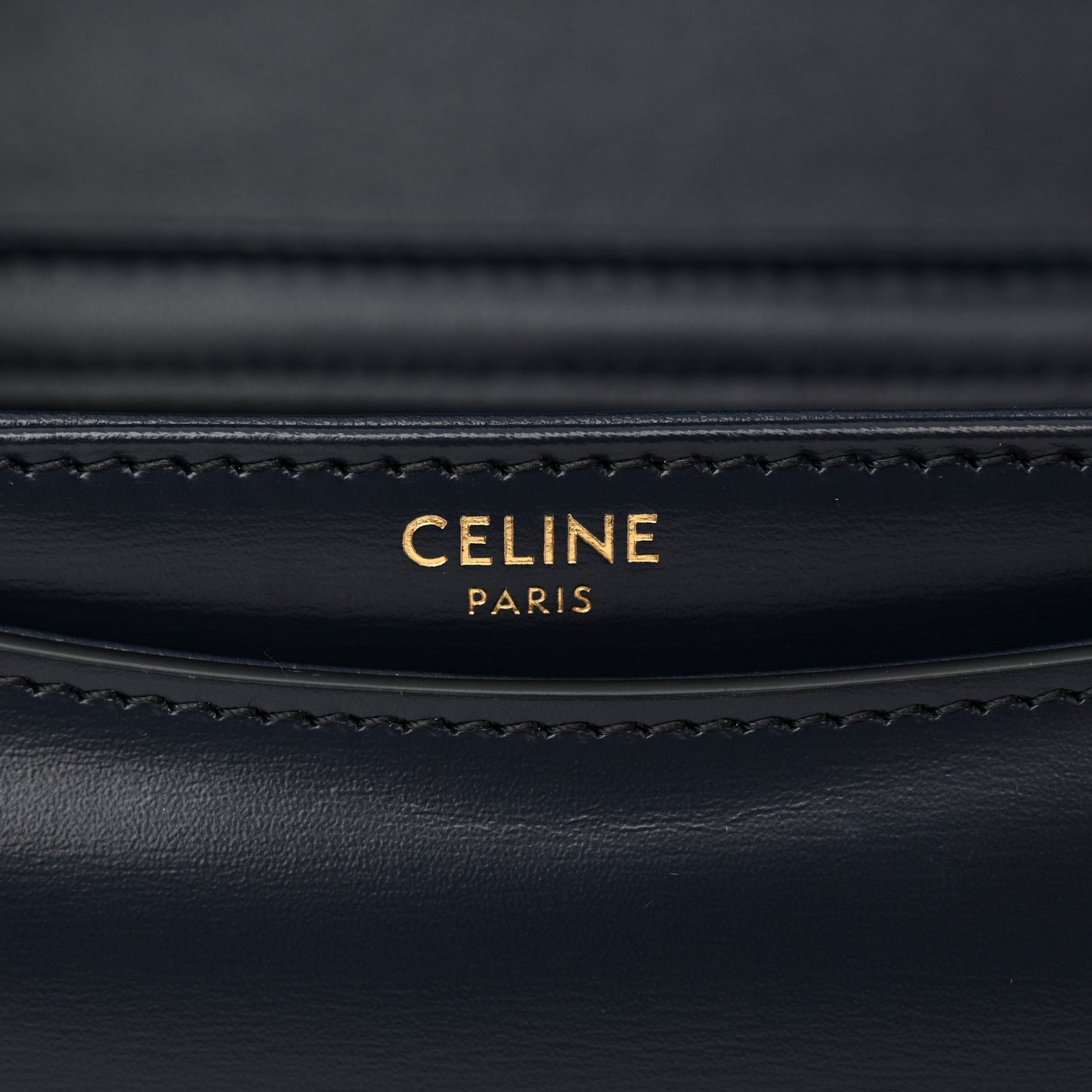 Shiny Calfskin Teen Besace Navy Blue