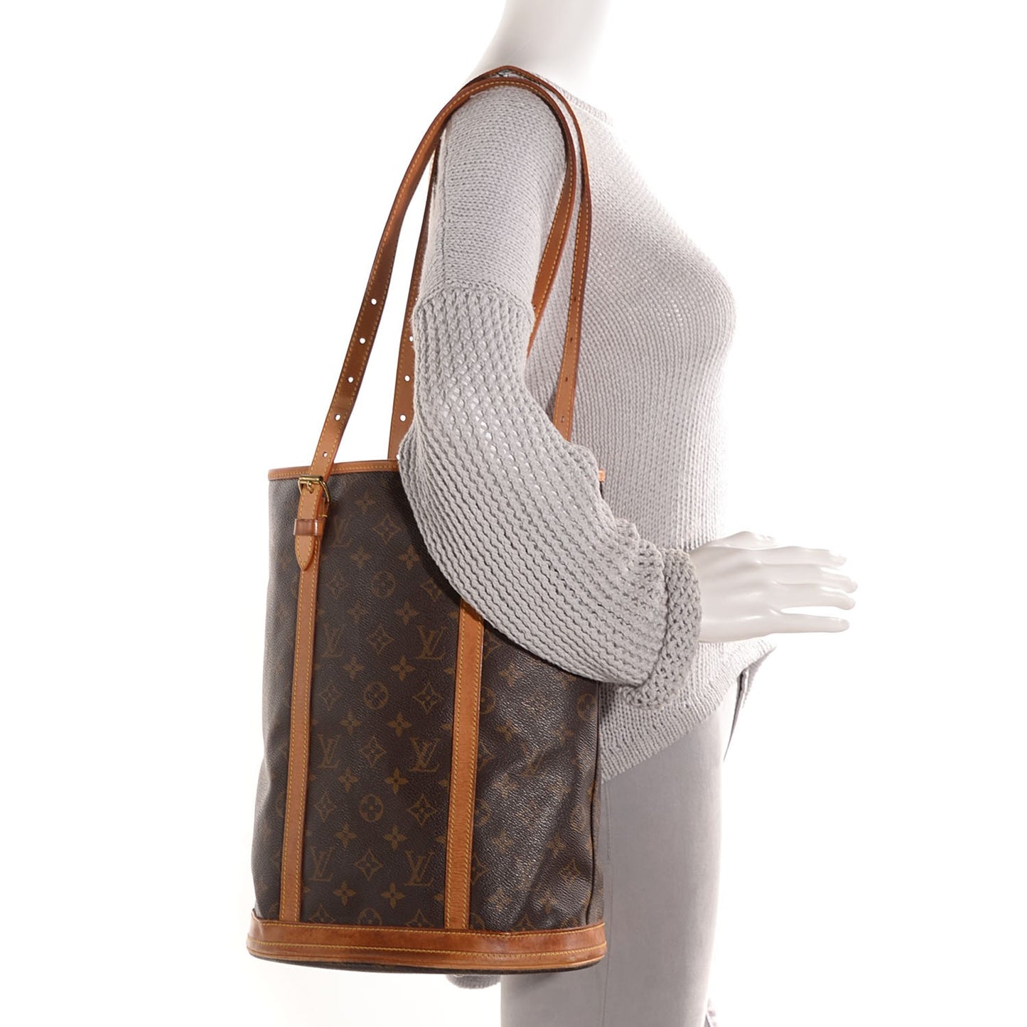 Monogram Bucket 27