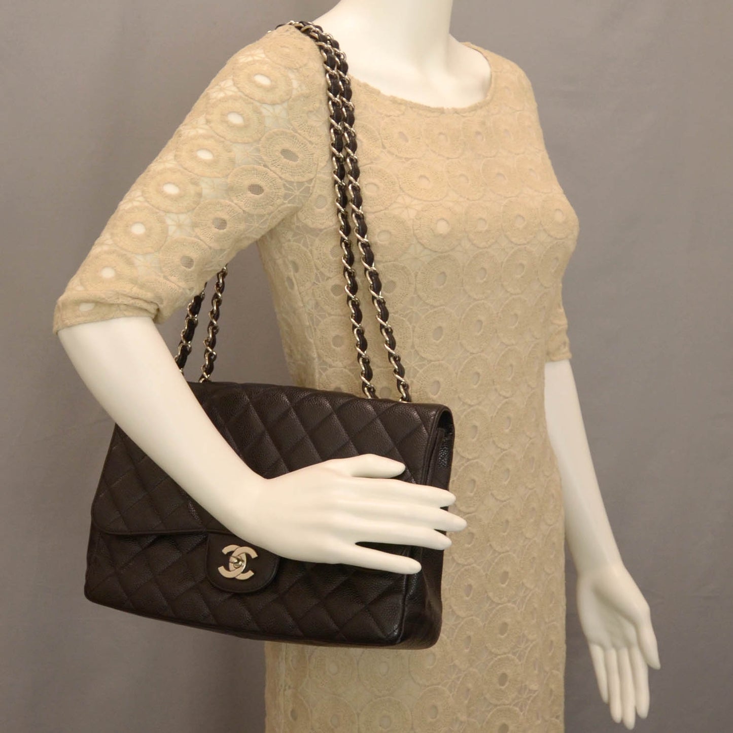 Caviar Jumbo Single Flap Black SHW