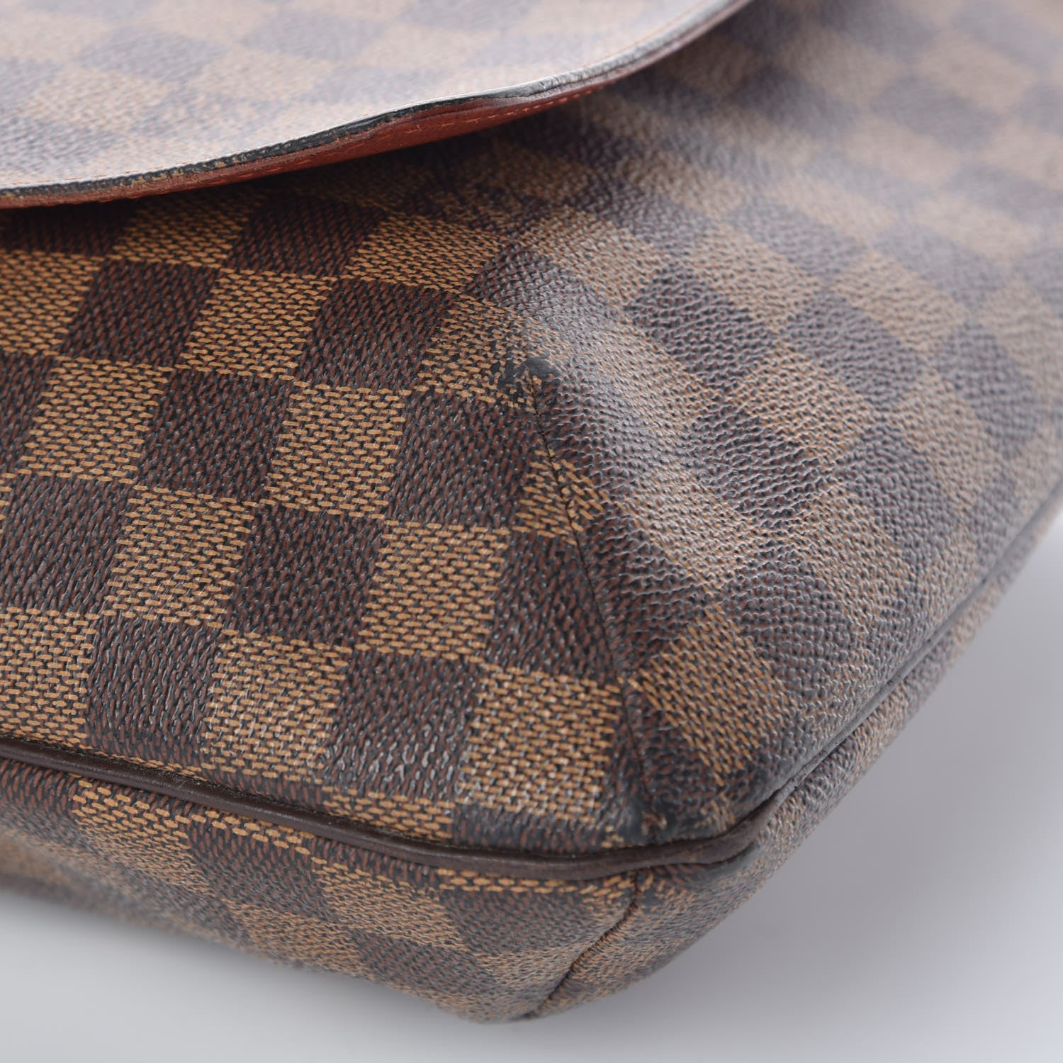 Louis Vuitton Damier Ebene Musette GM 17 of 17
