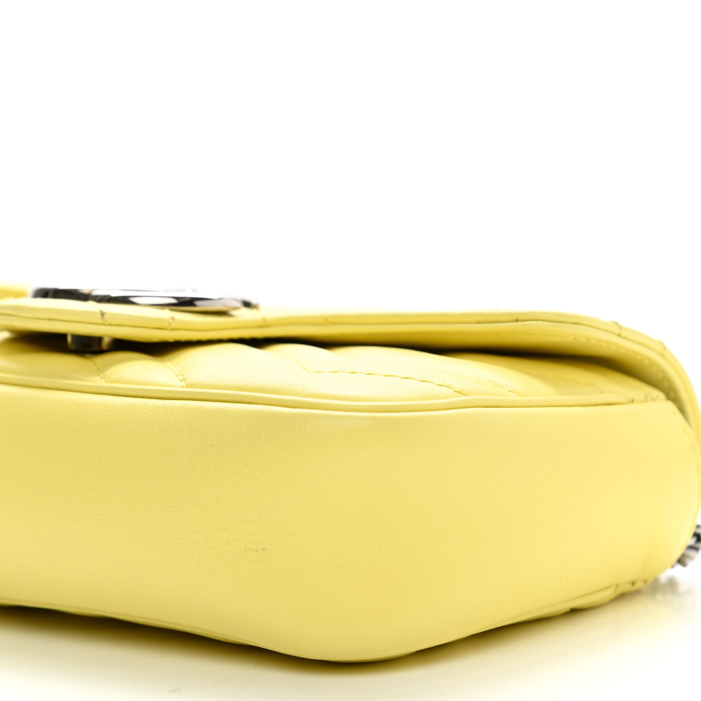 Calfskin Matelasse Super Mini GG Marmont Shoulder Bag Banana