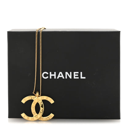 Chanel Metal CC Paris Button Necklace Gold 7 of 7