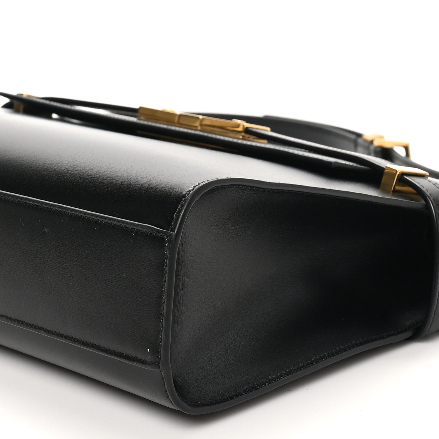 Saint Laurent Smooth Calfskin Manhattan Shoulder Bag Black 10 of 10