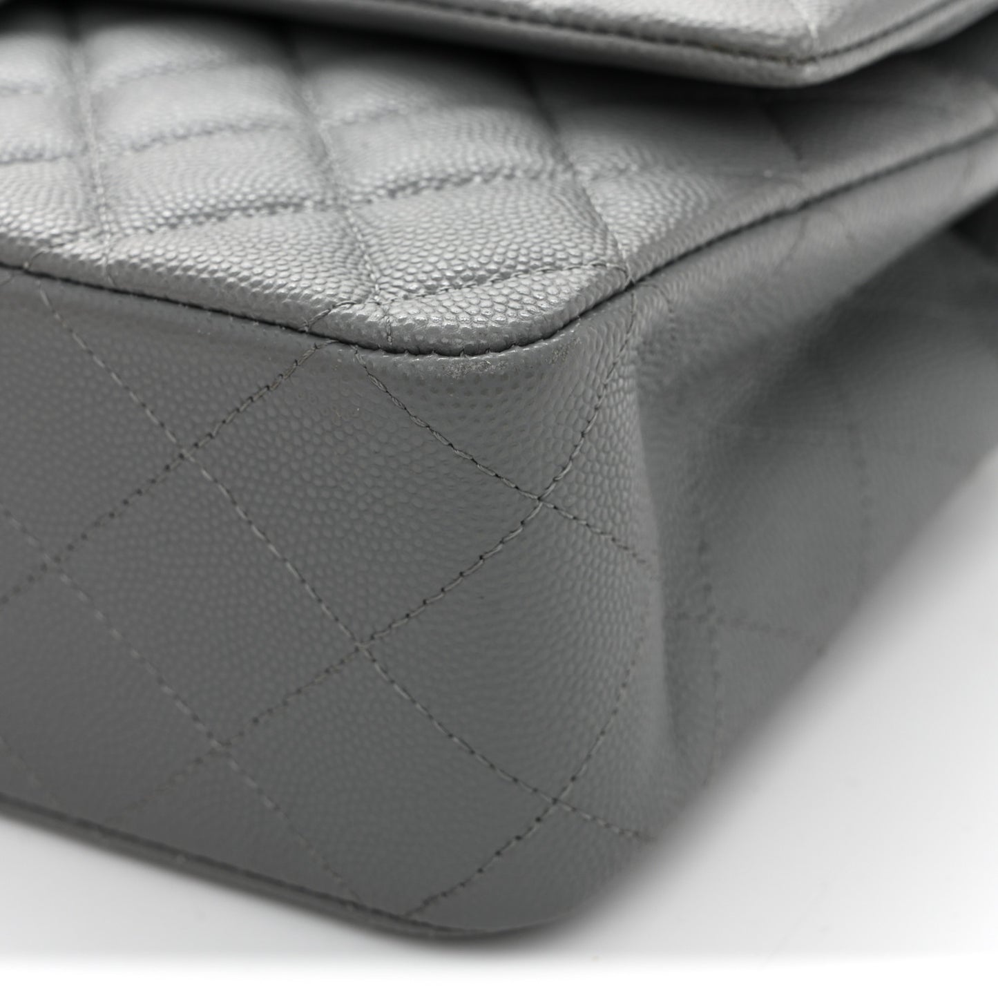 Caviar Quilted Medium Double Flap Grey
