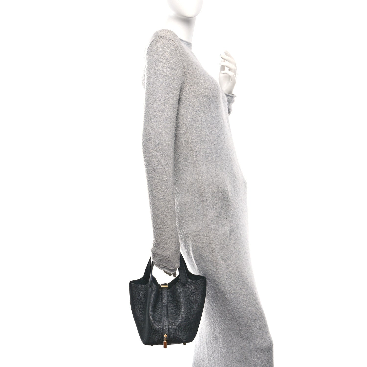 Hermes Taurillon Clemence Picotin Lock 18 PM Black 2 of 13