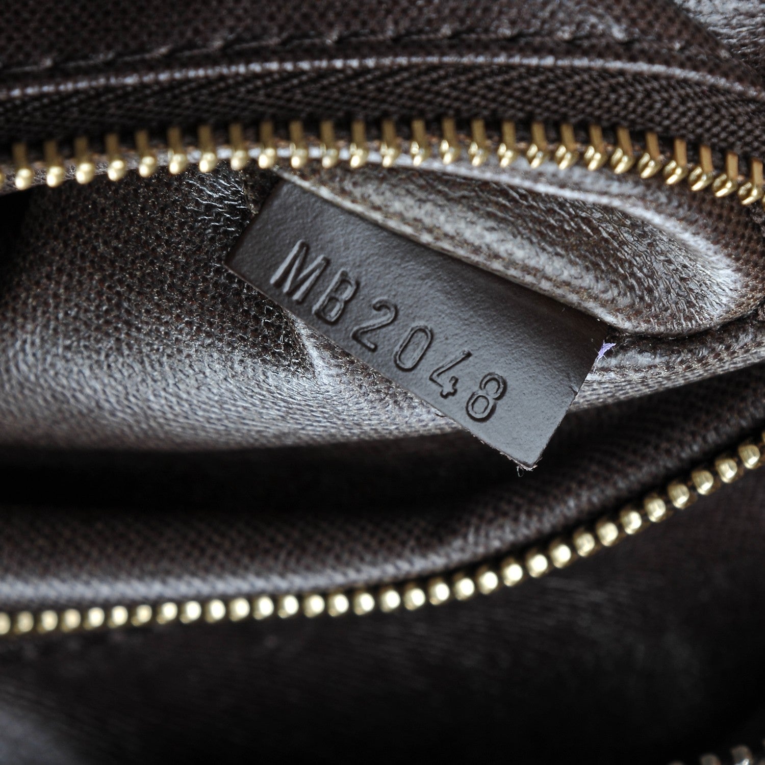 Louis Vuitton Damier Ebene Toiletry Bag 25 7 of 7