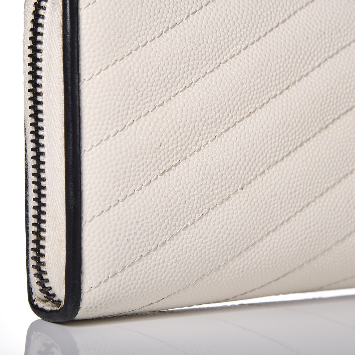Grain De Poudre Matelasse Chevron Monogram Zip Around Wallet Porcellana Black