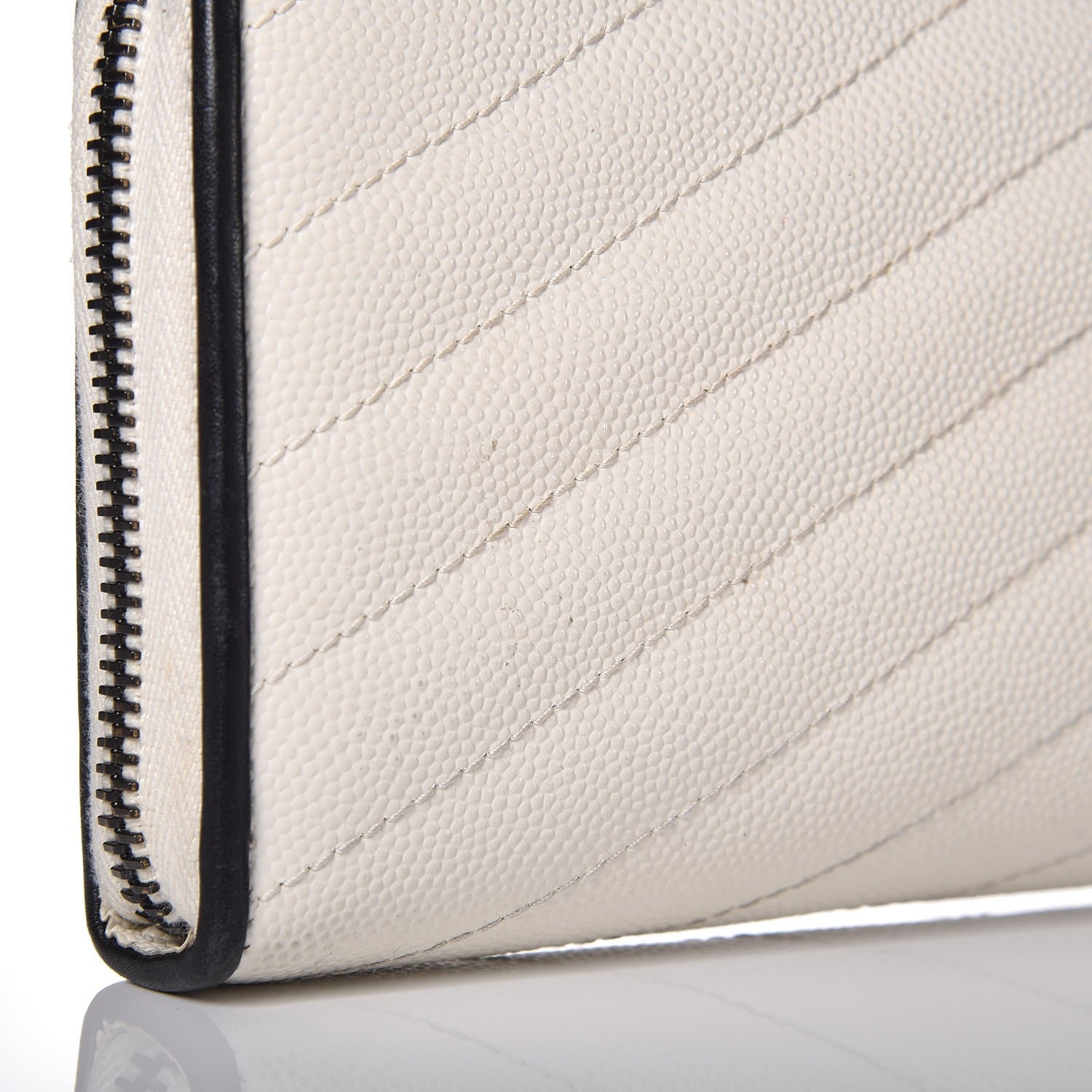 Saint Laurent Grain De Poudre Matelasse Chevron Monogram Zip Around Wallet Porcellana Black 7 of 10
