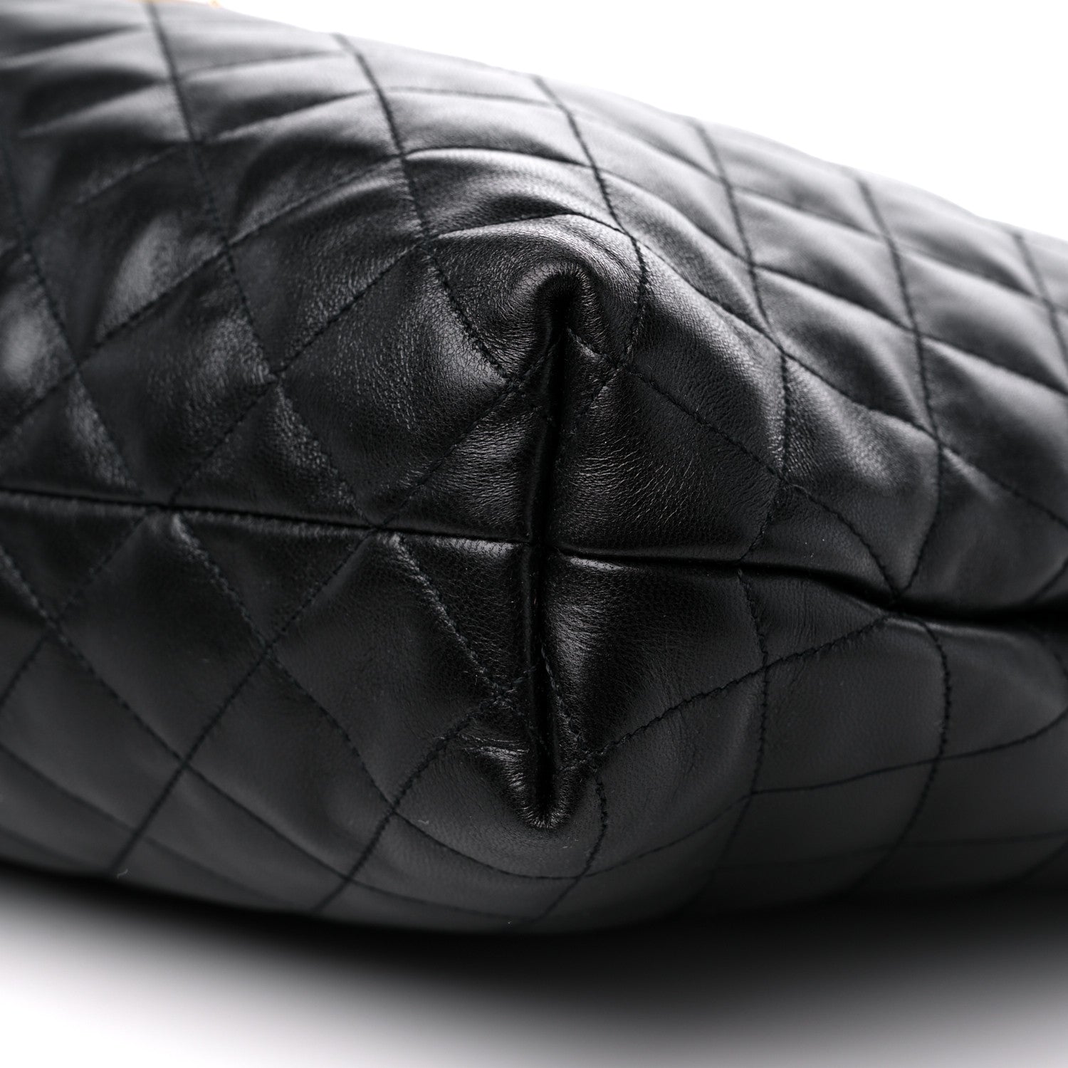Saint Laurent Lambskin Quilted Maxi Icare Shopping Tote Black 9 of 10