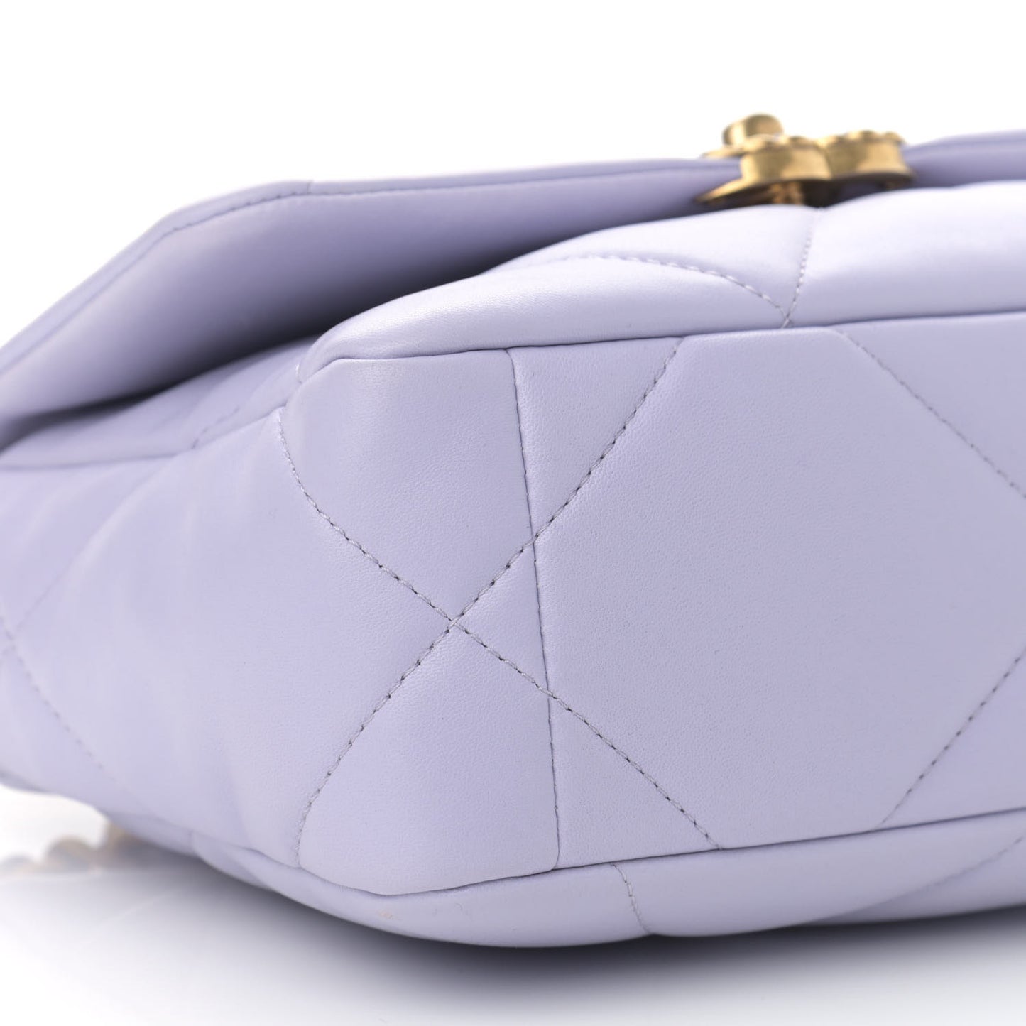 Lambskin Quilted Medium Chanel 19 Flap Light Purple
