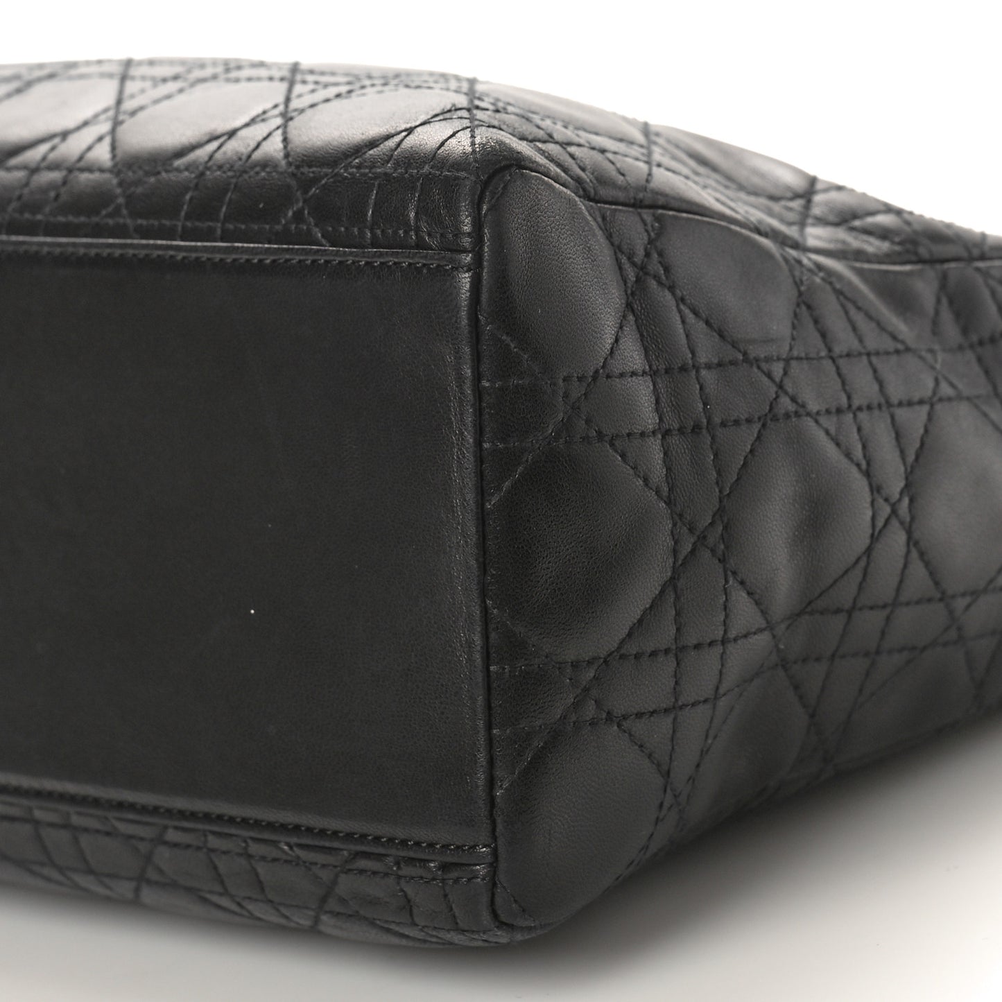 Lambskin Cannage Medium Lady Dior Black