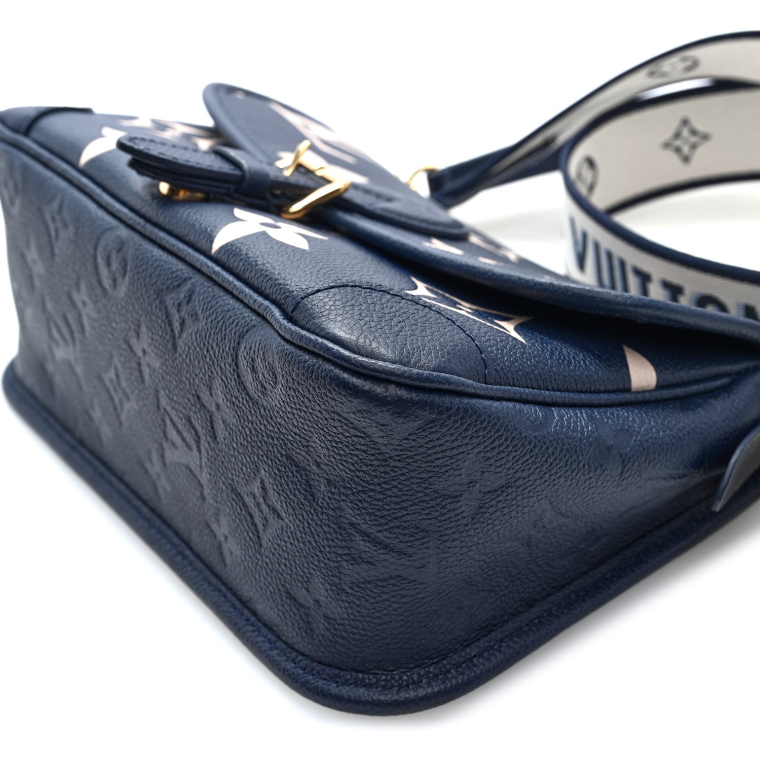 Louis Vuitton Empreinte Giant Monogram Diane Navy Creme 9 of 9