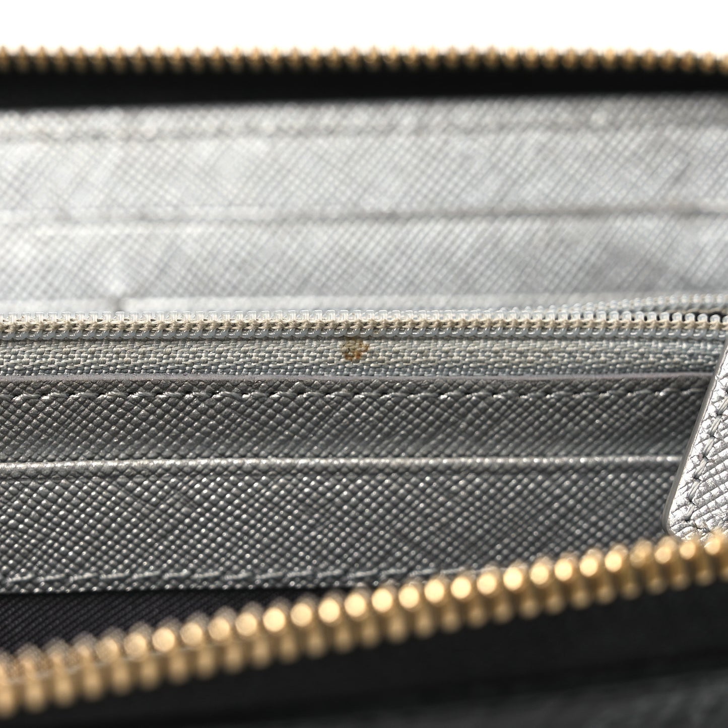 Visetos Large Zip Around Wallet Black