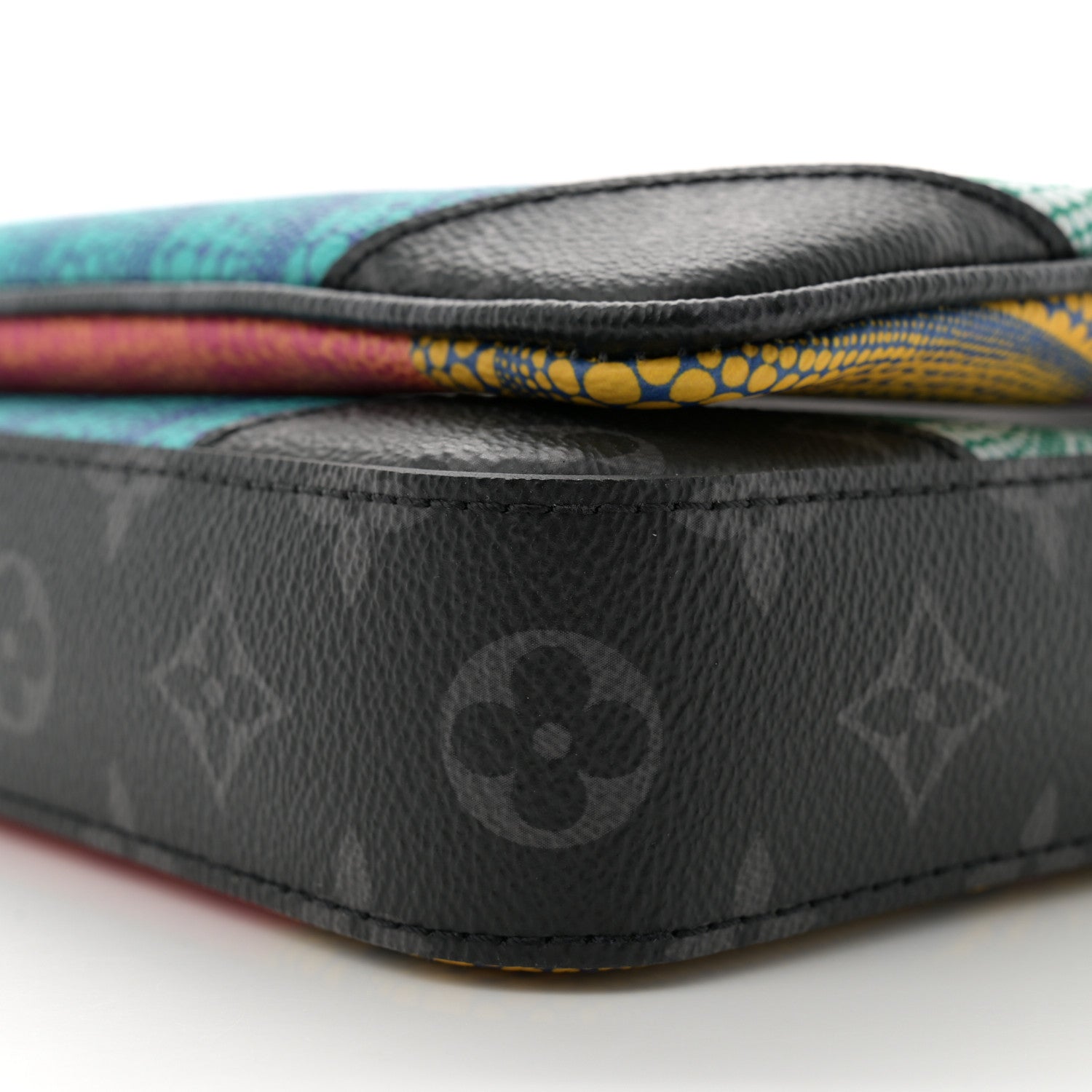 Louis Vuitton LV x YK Monogram Eclipse Reverse Pumpkin Trio Messenger 9 of 9