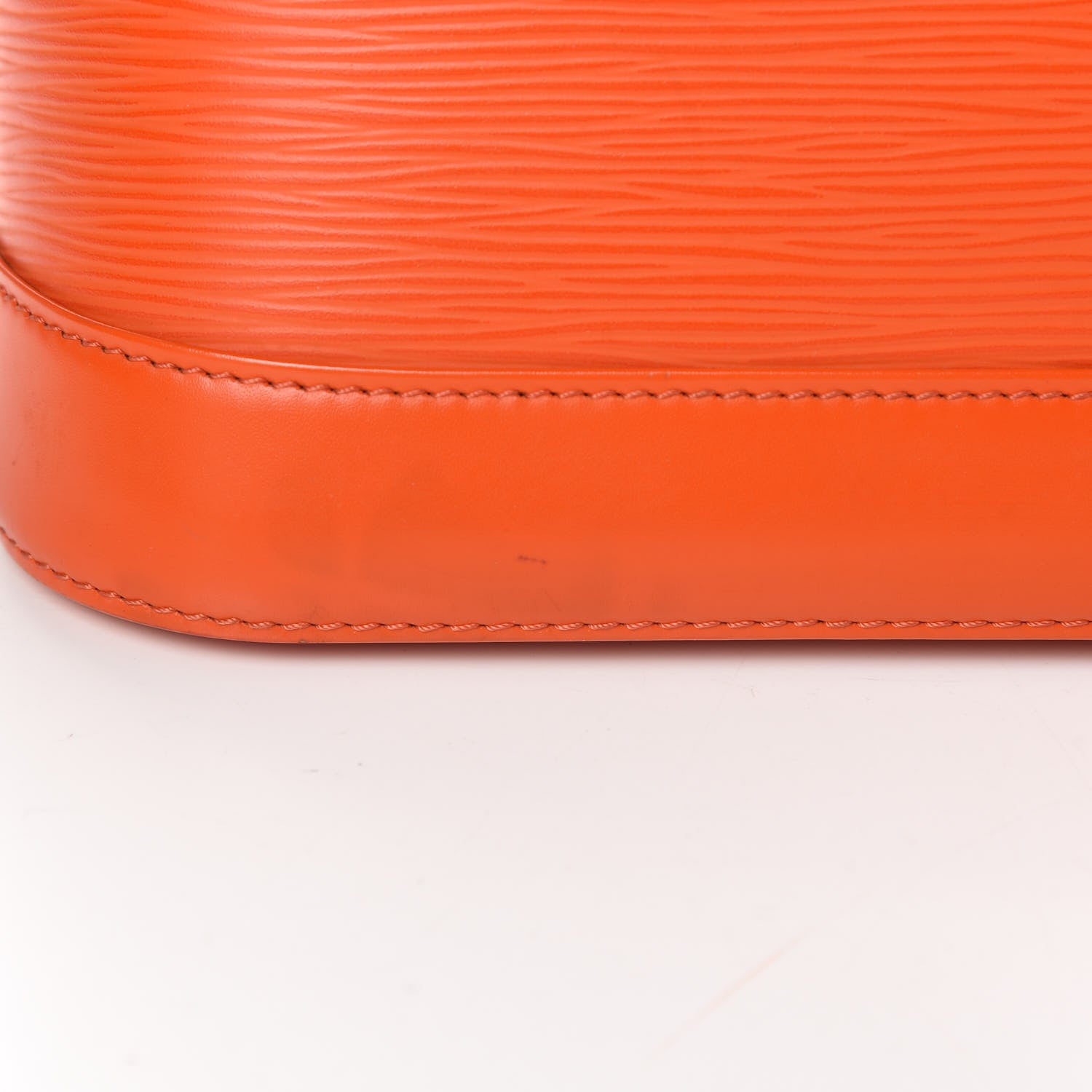 Louis Vuitton Epi Alma GM Piment 17 of 17