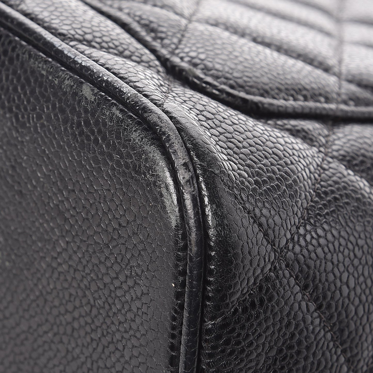 Caviar Quilted Medallion Tote Black