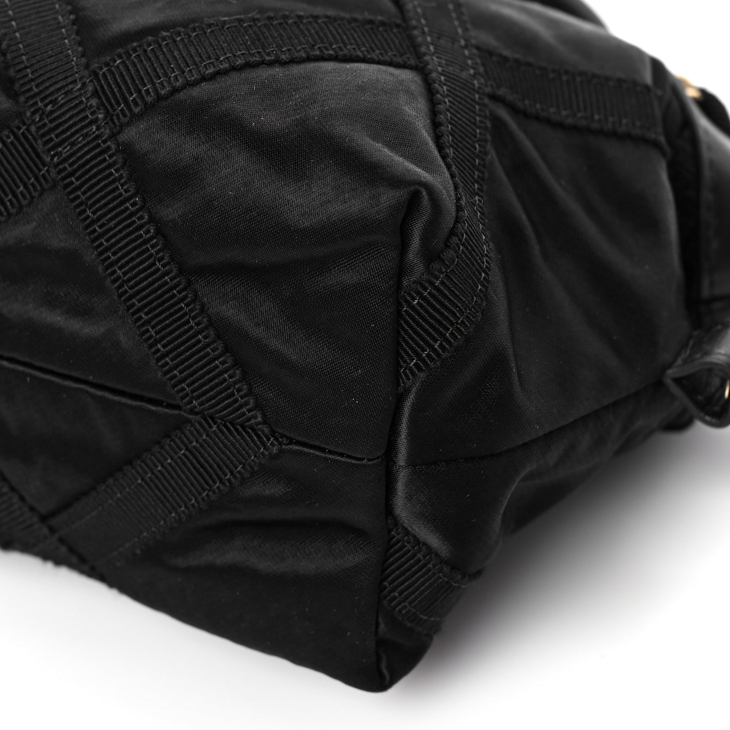 Nylon Grosgrain Quilted Lifestyle Clutch with Chain Black